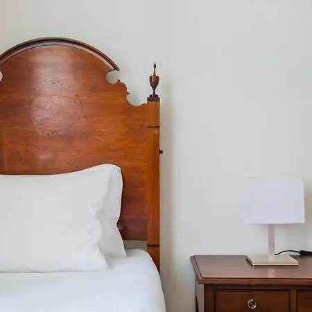 Chiado Prime Garrett Апартаменти *