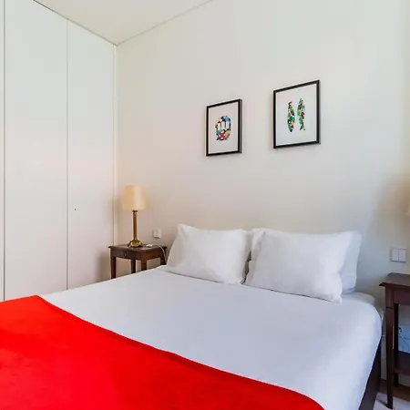 Chiado Prime Garrett Апартаменти